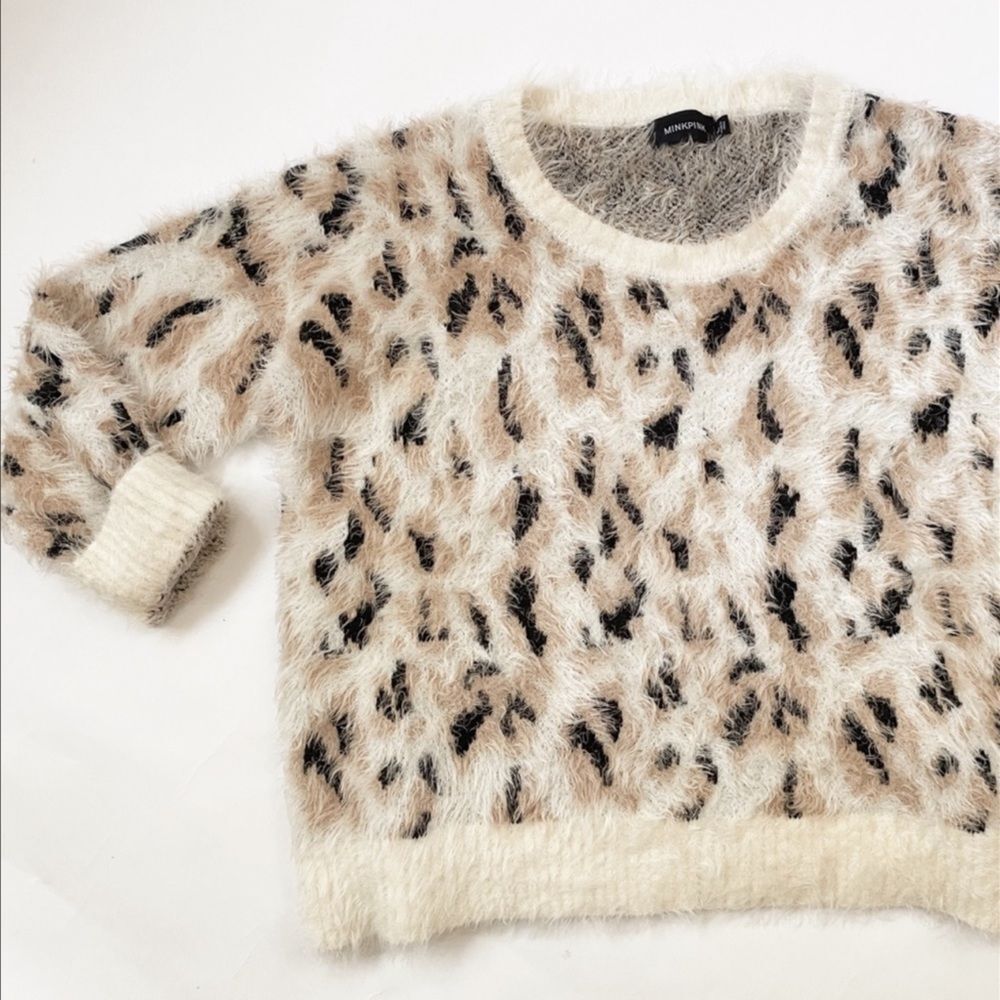 MinkPink Cheetah Print Oversized Sweater Size L